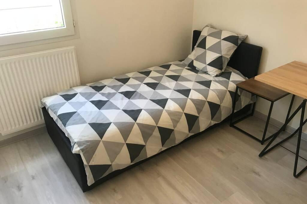 La Maison De Ville - 4 Chambres, 2 Sdb, Terrasse Et Garage - 90M2 Везул Екстериор снимка